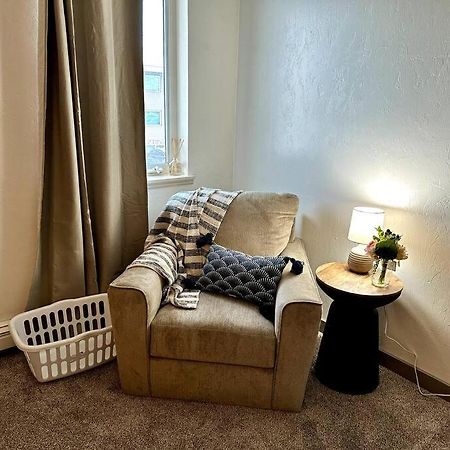 Comfortable 2Br Apt Central Fairbanks Exteriör bild
