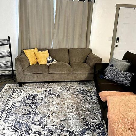 Comfortable 2Br Apt Central Fairbanks Exteriör bild