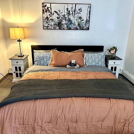Comfortable 2Br Apt Central Fairbanks Exteriör bild