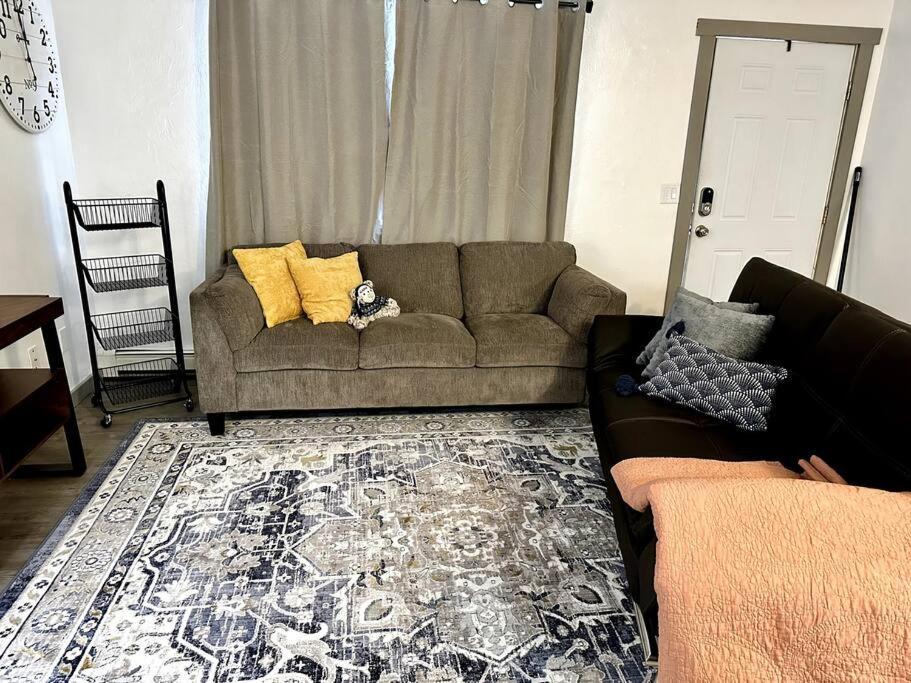 Comfortable 2Br Apt Central Fairbanks Exteriör bild