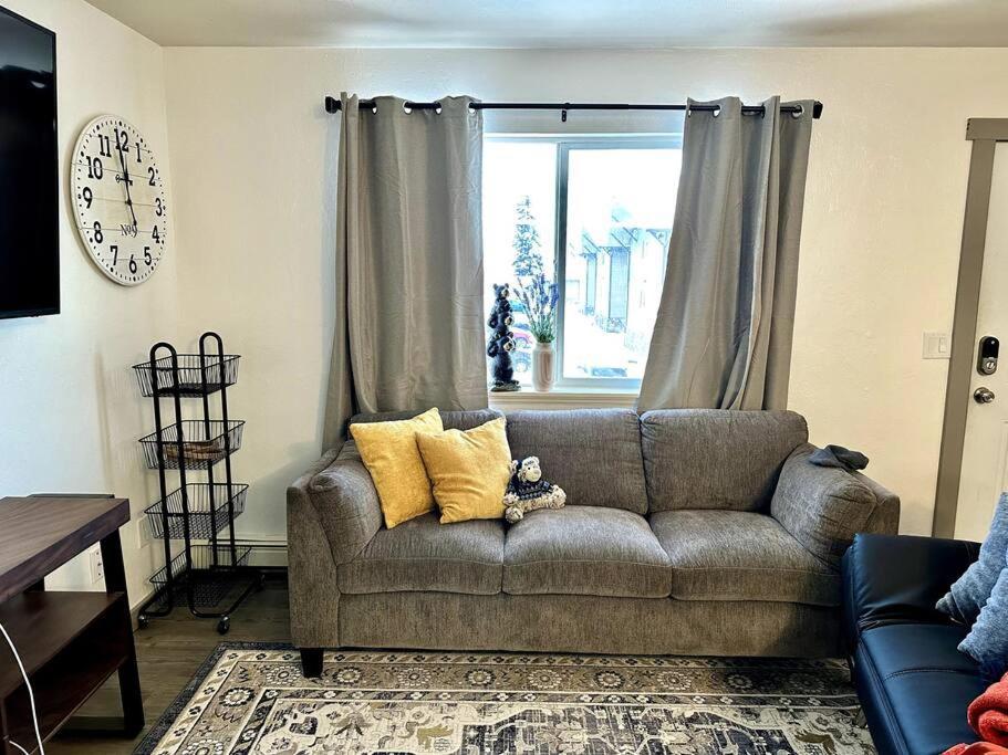Comfortable 2Br Apt Central Fairbanks Exteriör bild
